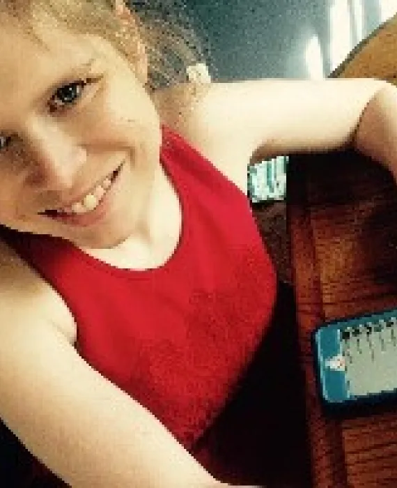 Portrait of Chelsea Davidson