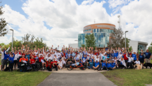 Photo of the full group of rideATAXIA Gainesville attendees